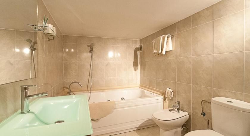 Apartamentos Alos Barselona Dış mekan fotoğraf